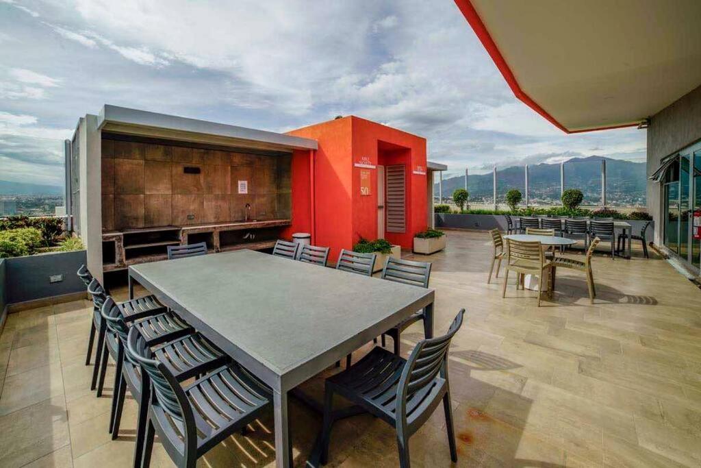 Charming Retreat Heredia: Your Home Away From Home Экстерьер фото