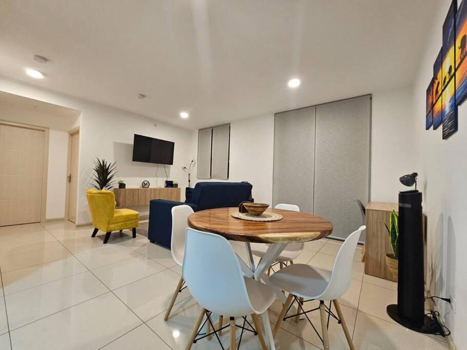 Charming Retreat Heredia: Your Home Away From Home Экстерьер фото